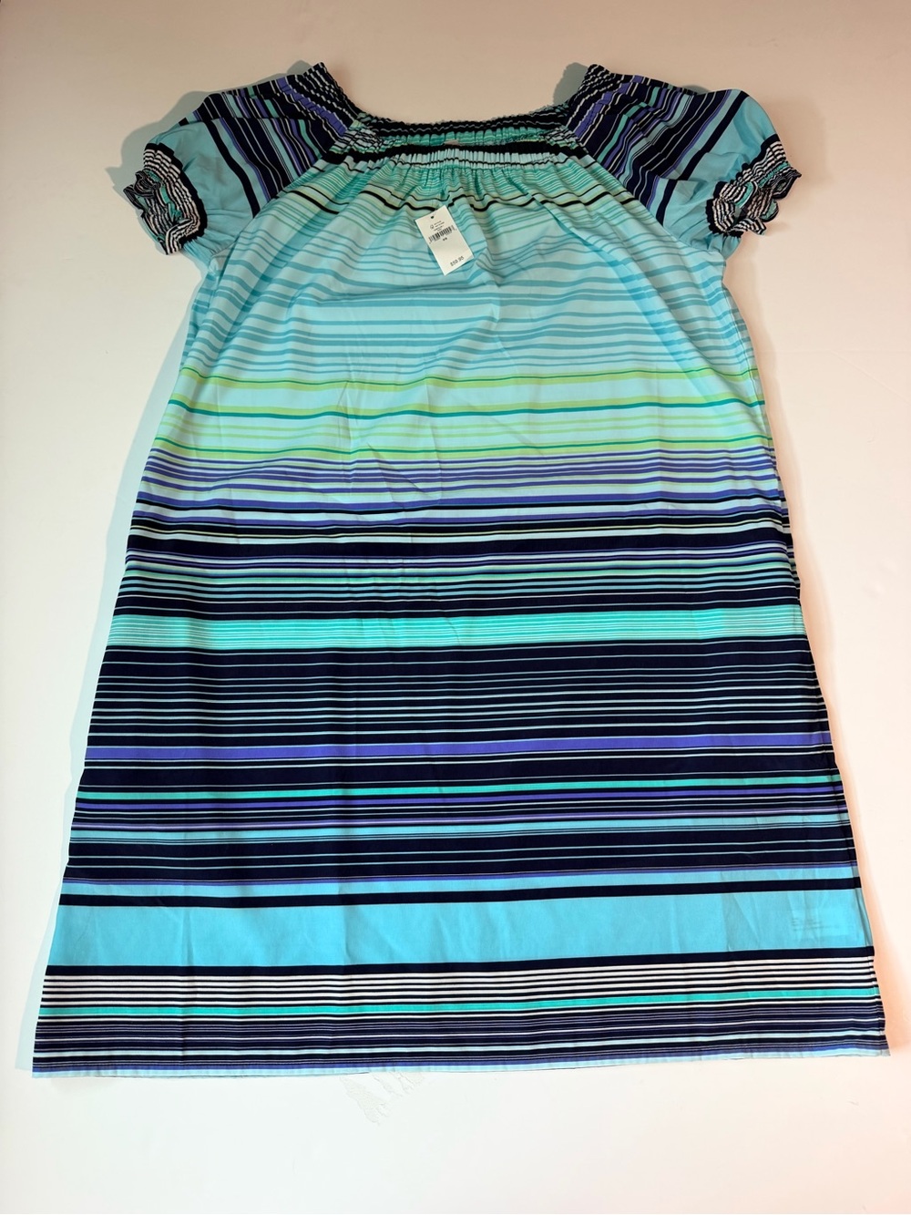 Gap Striped light weight dress: with puffed sleeves; has side pockets